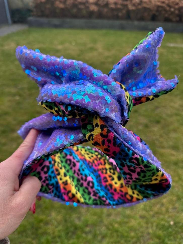 Mooie glitterwrap voor carnaval, Kleding | Dames, Carnavalskleding en Feestkleding, Nieuw, Accessoires, Carnaval, Ophalen of Verzenden