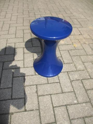 Vintage Franse design kruk Tam Tam/ Henry Massonnet beschikbaar voor biedingen