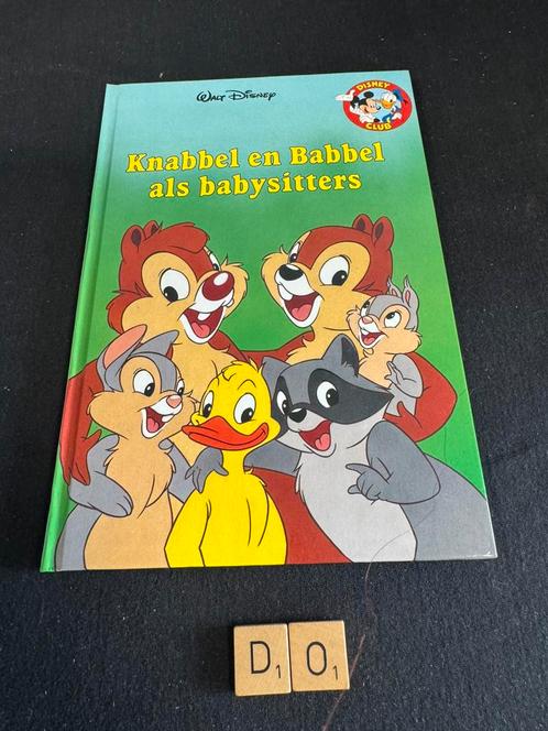 Knabbel en Babbel. De babysitters. €1,99, Boeken, Kinderboeken | Jeugd | onder 10 jaar, Zo goed als nieuw, Ophalen of Verzenden