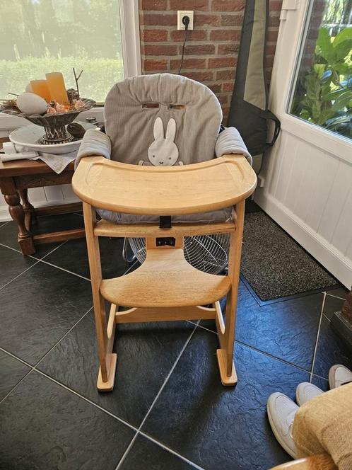 Te koop houten verstelbaar kinderstoel., Kinderen en Baby's, Kinderstoelen, Zo goed als nieuw, Meegroeistoel, Stoelverkleiner