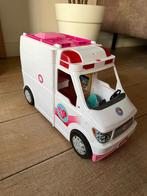 Barbie Ambulance en Kliniek Speelgoedset met Licht en Geluid, Ophalen of Verzenden, Zo goed als nieuw