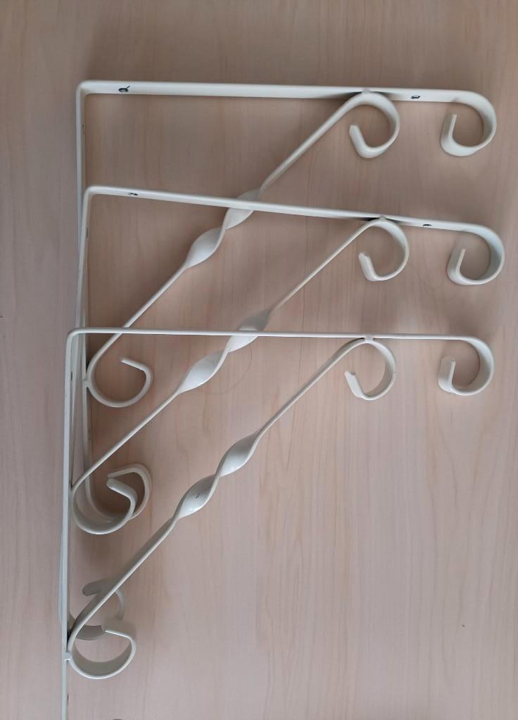 3 metalen plankdragers ornament bracket white, Huis en Inrichting, Woonaccessoires | Wandplanken en Boekenplanken, Ophalen of Verzenden