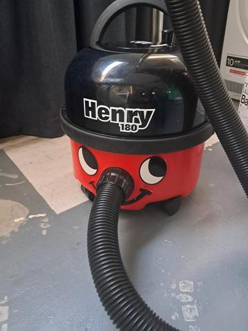 Numatic Henry HVR180-11Stofzuiger - Betrouwbaar en Krachtig! beschikbaar voor biedingen