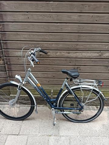 GAZELLE Orange Damesfiets origineel z.g.st. beschikbaar voor biedingen