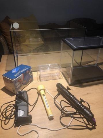 Aquarium met toebehoren beschikbaar voor biedingen