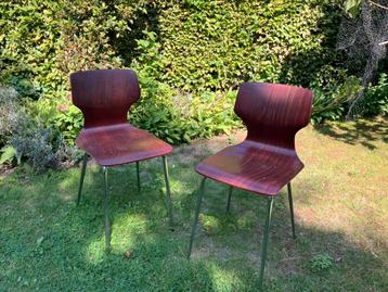 Vintage Pagholz stoel (2 stuks beschikbaar) beschikbaar voor biedingen
