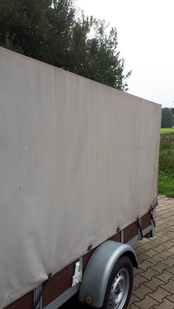huifaanhangwagens met gratis optiepakket beschikbaar voor biedingen