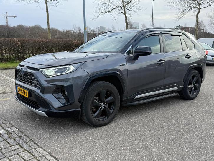 Toyota Rav4 2.5 Hybrid 218pk CVT 2019 Grijs, Auto's, Toyota, Particulier, Rav4, 360° camera, ABS, Achteruitrijcamera, Adaptieve lichten
