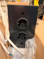Dubbel hoek stopcontact Thebo 17588/200/2, Ophalen of Verzenden, Zo goed als nieuw, Stopcontact