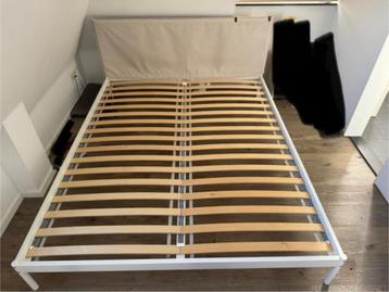 Ikea-bed