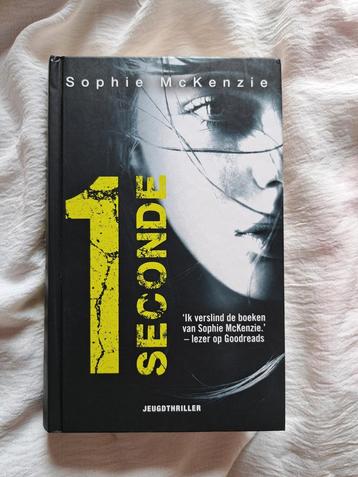 Sophie Mckenzie - 1 Seconde beschikbaar voor biedingen