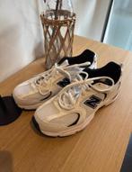 New Balance 530 - Maat 40,5, Kleding | Dames, Schoenen, Ophalen of Verzenden, Zo goed als nieuw, Wit, Sneakers of Gympen