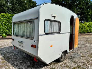 MOET WEG! Lichtgewicht Retro Caravan Eifelland 310 + Luifel beschikbaar voor biedingen