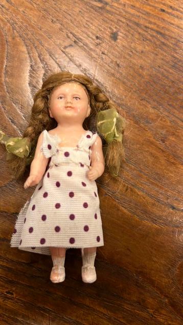 Antiek schildpad popje 8 cm beschikbaar voor biedingen