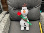 Nieuwe zgan Disney Frozen Olaf knuffel met bloem 35 cm, Verzamelen, Ophalen, Nieuw, Knuffel
