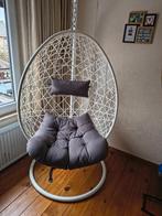 Hangstoel/egg stoel weinig gebruikt., Huis en Inrichting, Stoelen, Ophalen, Overige materialen, Wit, Zo goed als nieuw