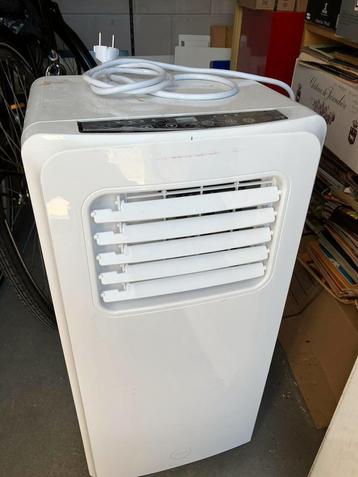 Fuave mobiele air conditioning ACB09K01 met toebehoren beschikbaar voor biedingen