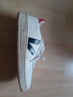 Veja v10 maat 38 wit. Goede staat, Ophalen, Zo goed als nieuw, Wit, Sneakers of Gympen