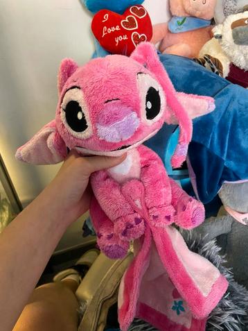 Veel verschillende knuffels beschikbaar voor biedingen
