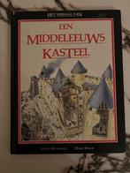 Een Middeleeuws Kasteel, Ophalen of Verzenden, Zo goed als nieuw
