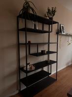 Zwarte Kast - decoratie / opbergkast GRATIS, Huis en Inrichting, Kasten | Stellingkasten, Ophalen of Verzenden, Zo goed als nieuw