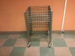 Metalen stortbak op wieltjes, Doe-het-zelf en Verbouw, Kratten en Dozen, Ophalen, Zo goed als nieuw, 35 tot 50 cm