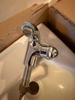 OPHALEN VOOR € 10 fonteintje 35x30 met GROHE kraan, Ophalen, Zo goed als nieuw, Kraan