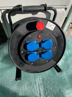 Kerraf Kabelhaspel 25m - Gebruikt, Doe-het-zelf en Verbouw, Elektra en Kabels, Ophalen of Verzenden, Gebruikt, Kabel of Snoer