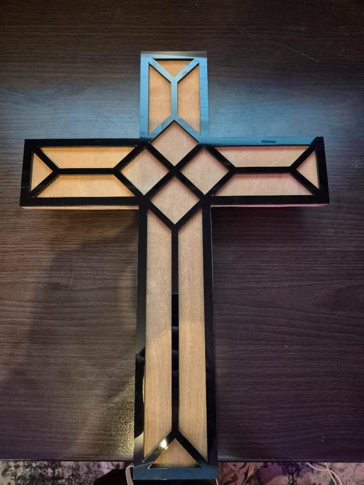 Zwart kruis (acryl met hout), Huis en Inrichting, Woonaccessoires | Wanddecoraties, Zo goed als nieuw, Ophalen of Verzenden