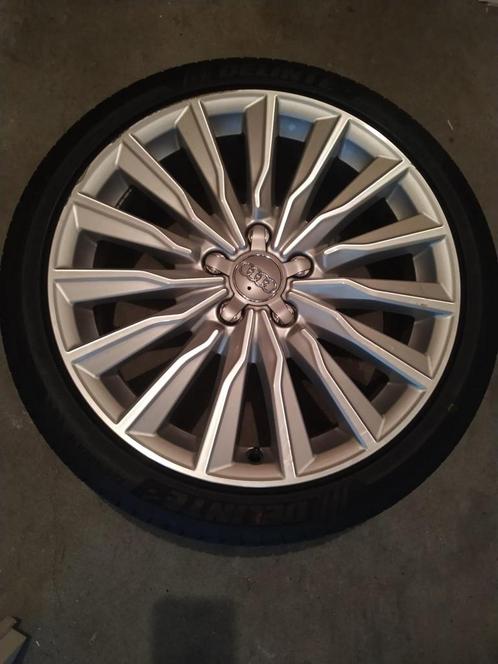 18 inch Audi 15-spaak turbine design velgen (A3 e-tron), Auto-onderdelen, Banden en Velgen, Velg(en), Zomerbanden, 18 inch, 225 mm