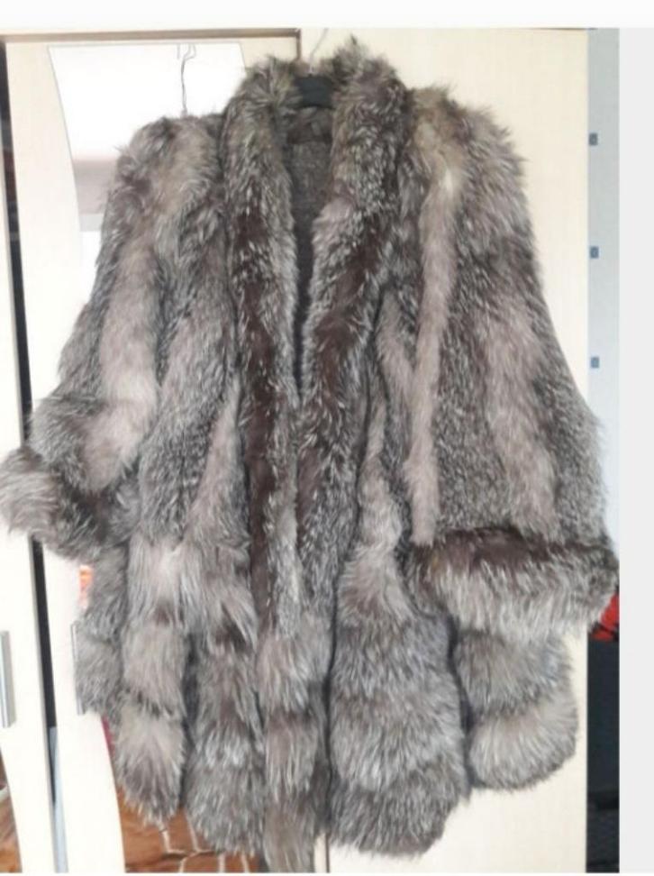 Exclusieve zilveren vossen jas, Italië, Kleding | Dames, Jassen | Winter, Zo goed als nieuw, Maat 42/44 (L), Ophalen of Verzenden