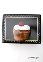 Cupcake & Aardbeien, hand geschilderd op een mooi kistje, Ophalen of Verzenden