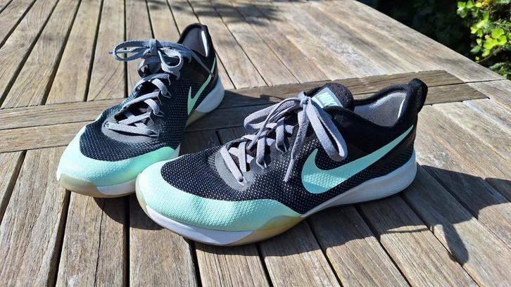 Nike Zoom sportschoenen Zwart/Mintgroen maat 38,5, Kleding | Heren, Schoenen, Gedragen, Sportschoenen, Zwart, Ophalen of Verzenden