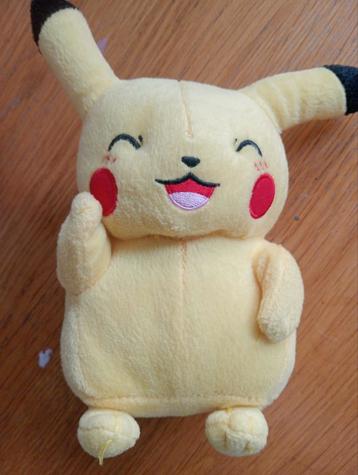 Pikachu knuffel  beschikbaar voor biedingen