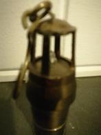 ZWAAR BRONZEN MIJNWERKERS LAMPJE IN TOPSTAAT HOOGTE 12 CM., Antiek en Kunst, Antiek | Gereedschap en Instrumenten, Ophalen of Verzenden