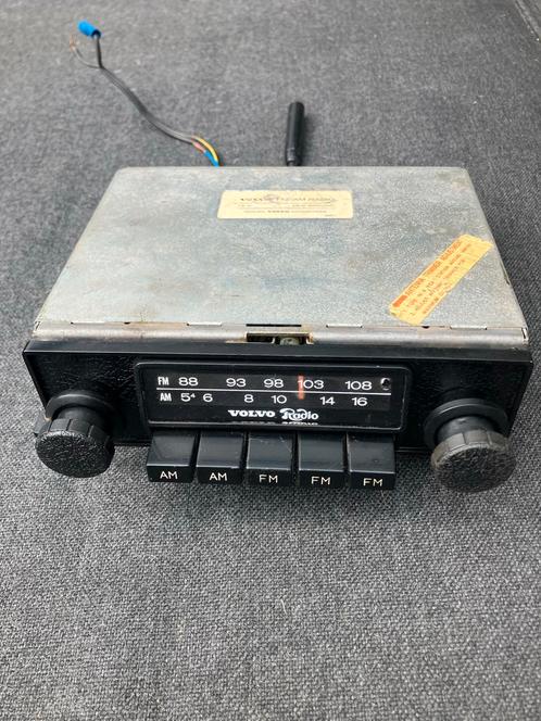 Vintage Volvo Autoradio AM/FM 140,164,240,264 Serie, Auto diversen, Autoradio's, Gebruikt, Ophalen of Verzenden