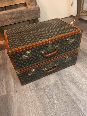 2 prachtige vintage VR diann koffers lv in perfecte conditie beschikbaar voor biedingen