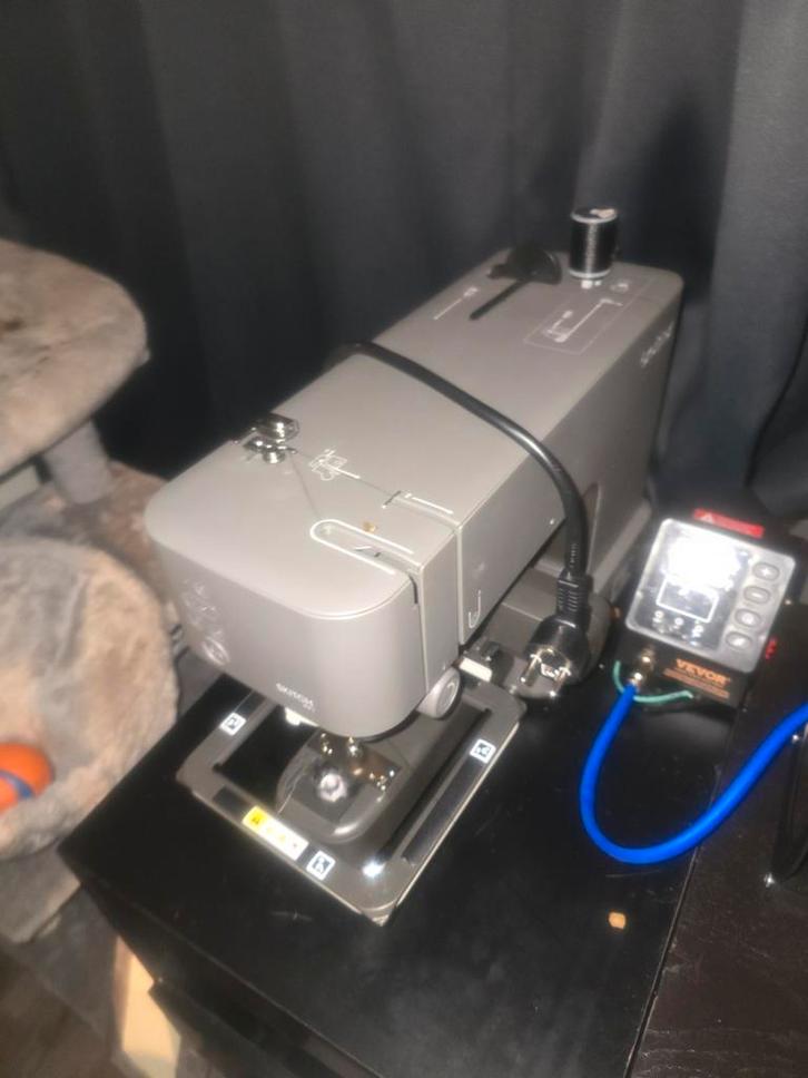 Brother Borduurmachine - Perfect voor Creatieve Projecten!, Hobby en Vrije tijd, Naaimachines en Toebehoren, Gebruikt, Naaimachine