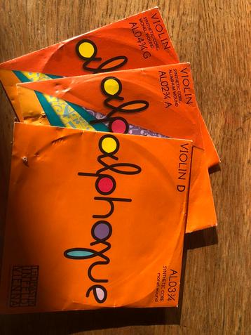 Snaren voor 3/4 viool G, D en A beschikbaar voor biedingen