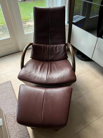 Relaxstoel Sitting Vision design leder met hocker beschikbaar voor biedingen