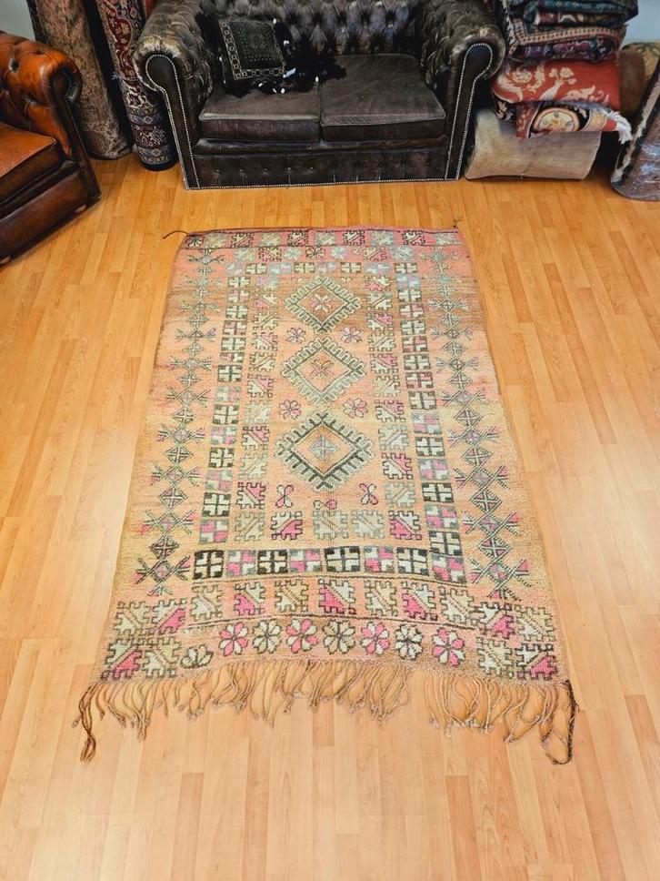 OPRUIMACTIE! Handgeknoopt Berber Tapijt. Prachtige kleuren!, Huis en Inrichting, Stoffering | Tapijten en Kleden, Zo goed als nieuw