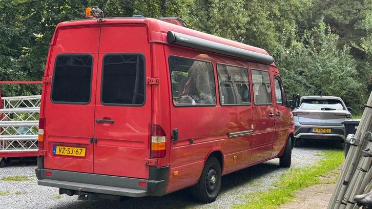 Buscamper Sprinter aut 310D off grid!, Caravans en Kamperen, Campers, Particulier, tot en met 2, Buscamper of Camperbus, Mercedes-Benz