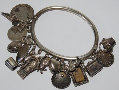 Antieke zilveren bedelarmband, Antiek en Kunst, Antiek | Goud en Zilver, Zilver, Verzenden