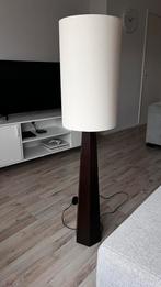 Japandi lamp NIEUW Bruin met beige kap, Huis en Inrichting, Lampen | Vloerlampen, Ophalen, Zo goed als nieuw, Minder dan 100 cm