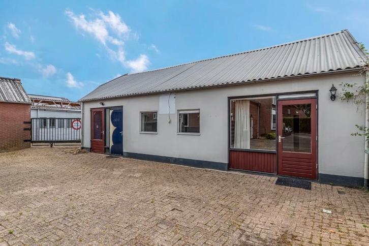 Bedrijfsruimte/hal met kantoor te huur in hartje Nijkerk, Zakelijke goederen, Bedrijfs Onroerend goed, Bedrijfsruimte, Huur