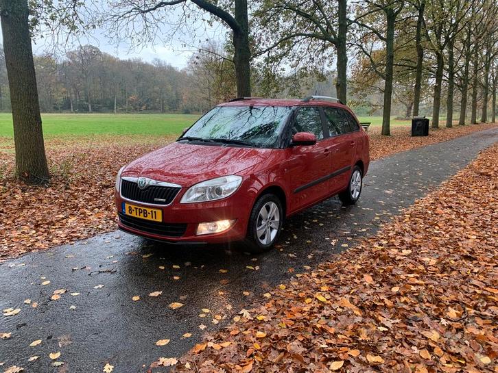 Skoda Fabia combi 1.2 TSI 86pk 2014 CLIMA/PDC/NAVI/CRUISEC, Auto's, Skoda, Particulier, Fabia, ABS, Airbags, Airconditioning, Alarm