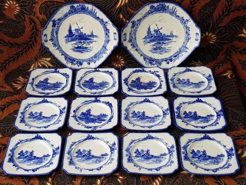 Mooi oud Engelse 14 delig gebakservies van Royal Doulton., Antiek en Kunst, Antiek | Porselein, Ophalen of Verzenden