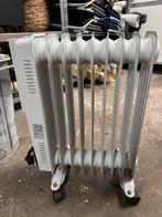 Oliegevulde Radiator - 2000W, Huis en Inrichting, Kachels, Ophalen, Oliekachel, Gebruikt, Elektrisch