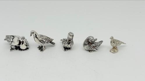 5 echt massief zilveren miniaturen van vogels., Antiek en Kunst, Antiek | Goud en Zilver, Zilver, Verzenden