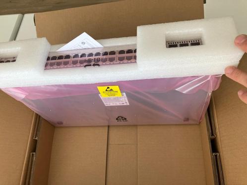 POE switch Alcatel OS2360-P48X, Computers en Software, Netwerk switches, Nieuw, Ophalen